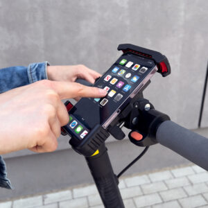 Metalowy pancerny uchwyt na rower do telefonu / na hulajnogę / na motocykl czarny 13 Metalowy pancerny uchwyt na rower do telefonu / na hulajnogę / na motocykl czarny - obrazek 3