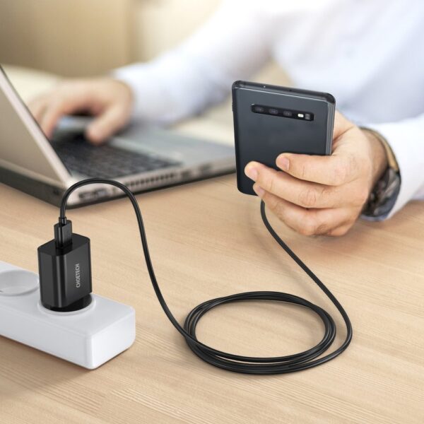 Szybka ładowarka sieciowa QuickCharge 3.0 18W 3A + kabel USB 1m czarny 4 1016607 5 szybka ladowarka sieciowa quickcharge 3 choetech hurtownia sklep
