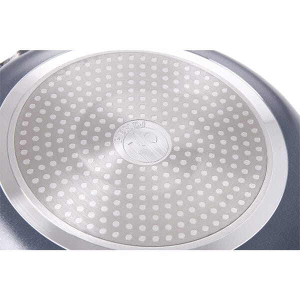 Patelnia aluminiowa z powłoką Teflon Platinum Professional nieprzywierającą śr. 26 cm - Hendi 621127 2 621127 2