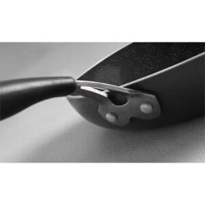 Patelnia aluminiowa z powłoką Teflon Platinum Professional nieprzywierającą śr. 26 cm - Hendi 621127 15 Patelnia aluminiowa z powłoką Teflon Platinum Professional nieprzywierającą śr. 26 cm - Hendi 621127 - obrazek 5